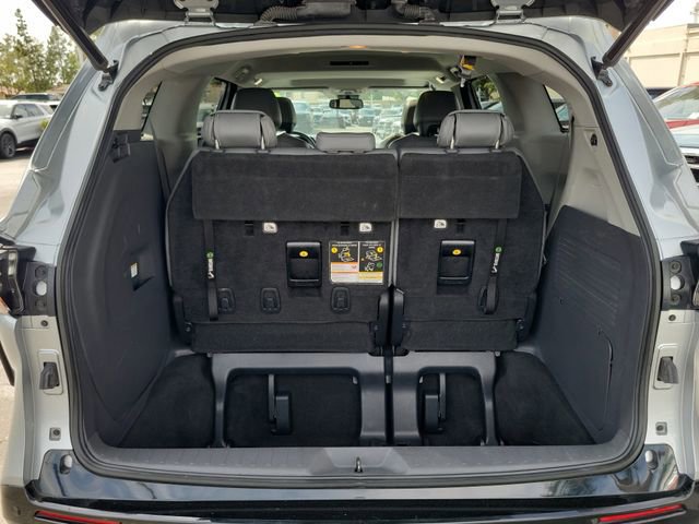 Used 2021 Toyota Sienna Limited FWD image 26