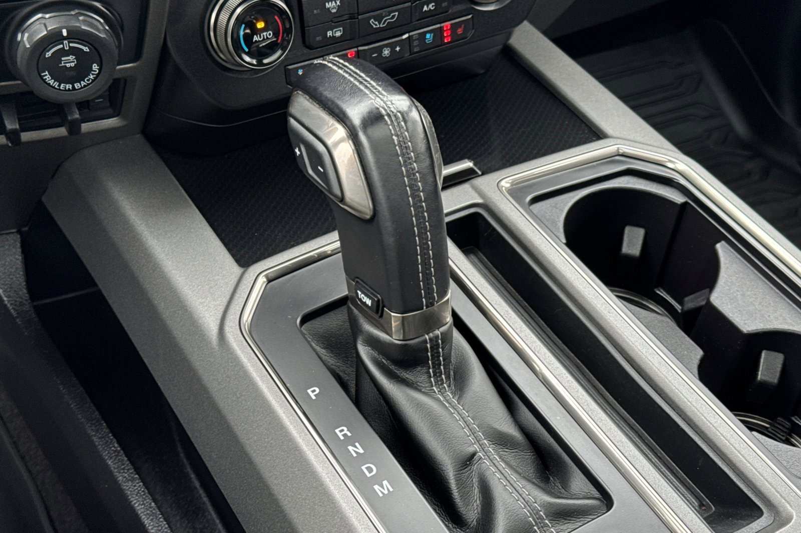 Certified 2018 Ford F150 Raptor w/ Equipment Group 802A Luxury image 22