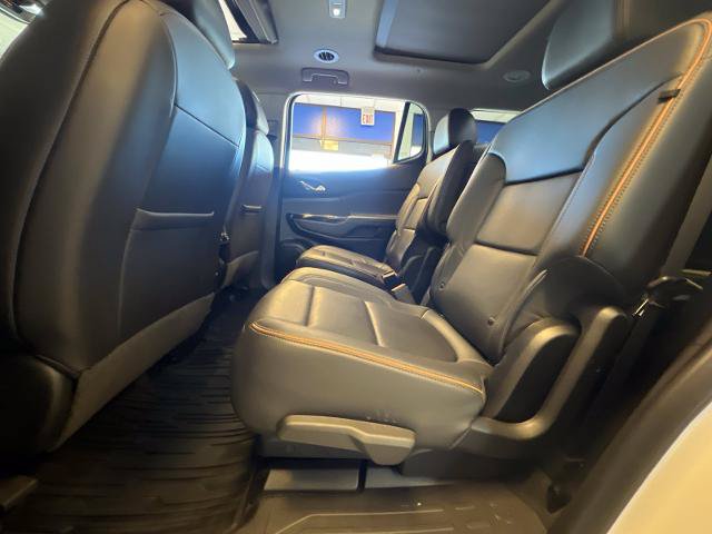 Used 2022 GMC Acadia AT4 AWD/4WD image 7