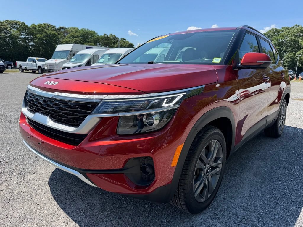 Used 2022 Kia Seltos S AWD/4WD image 5