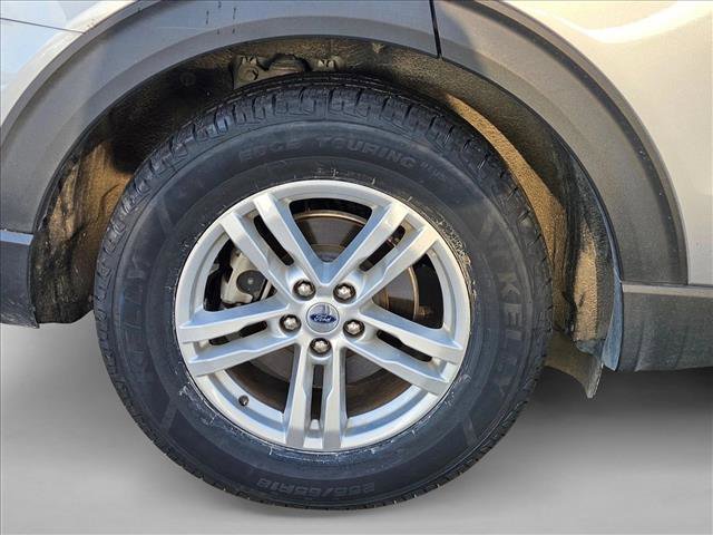 Certified 2021 Ford Explorer XLT w/ Equipment Group 202A RWD image 21