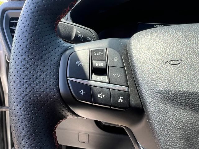Certified 2024 Ford Escape ST-Line Elite w/ Premium Technology Package AWD/4WD image 11