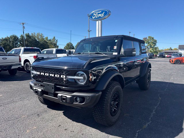 Certified 2023 Ford Bronco Wildtrak AWD/4WD image 4
