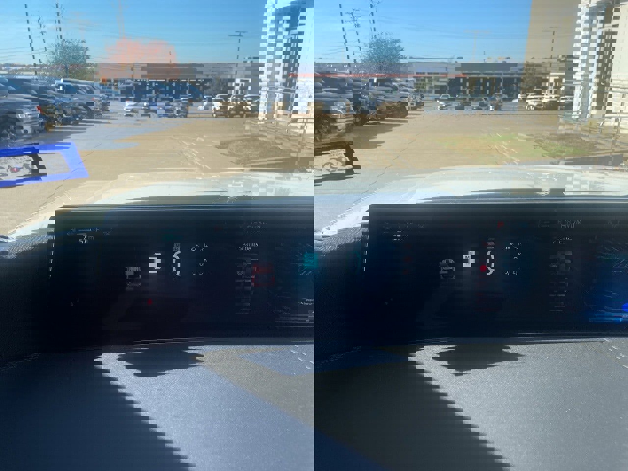 Certified 2025 Ford Expedition Platinum w/ Driver's Package image 7