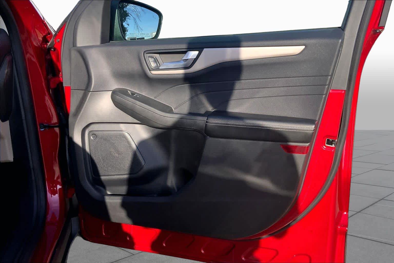 Certified 2022 Ford Escape SEL FWD image 23