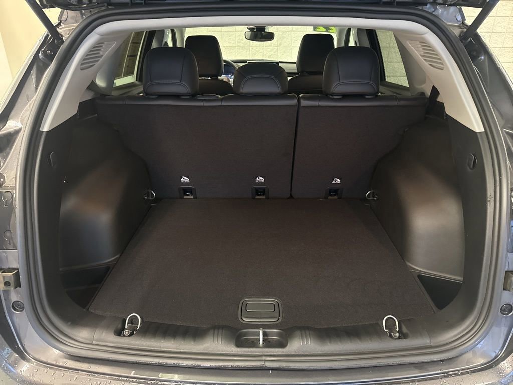 Used 2022 Jeep Compass Limited image 23