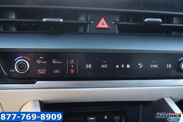 Used 2023 Kia Sportage EX image 29