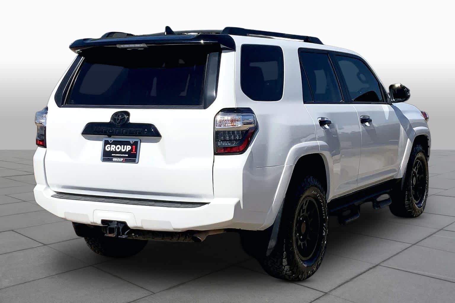 Used 2021 Toyota 4Runner Venture AWD/4WD image 13
