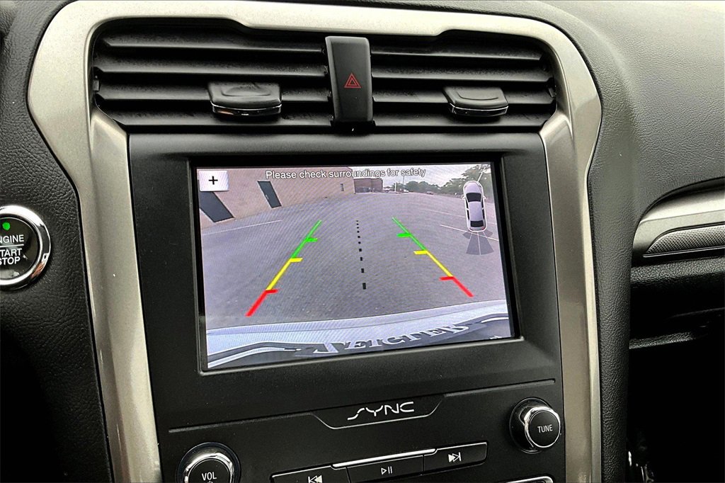 Certified 2019 Ford Fusion SE image 20