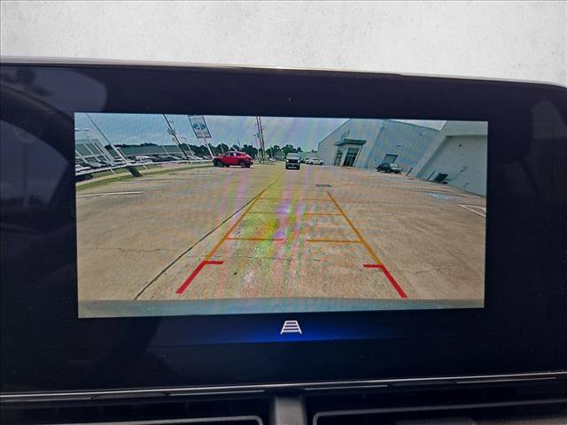 Used 2025 Chevrolet Trax RS w/ Driver Confidence Package FWD image 12