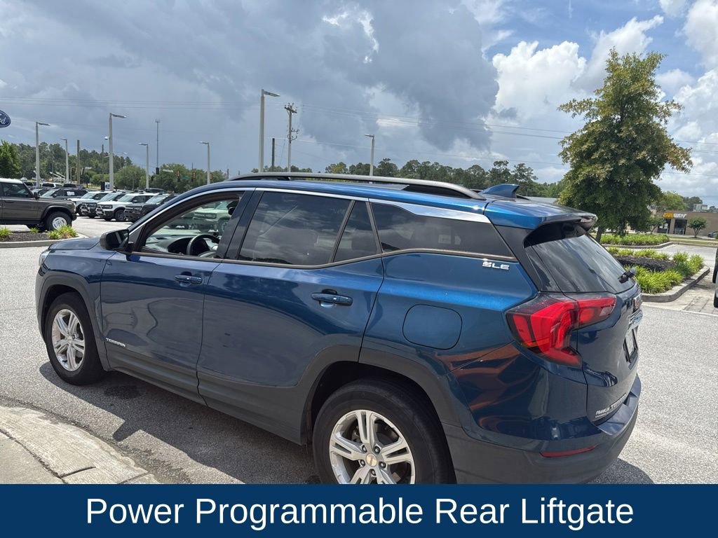 Used 2020 GMC Terrain SLE w/ Driver Convenience Package FWD image 6