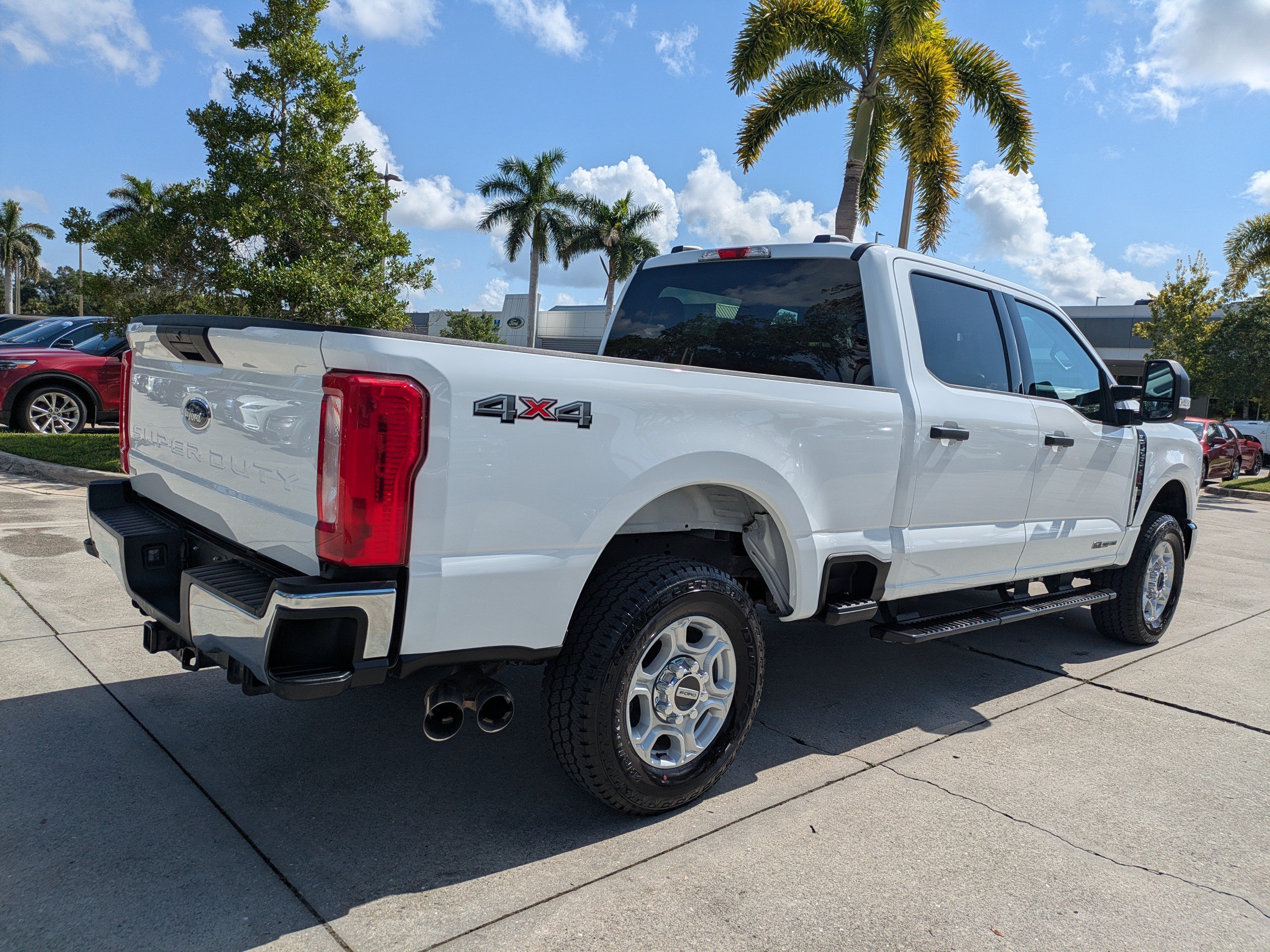 Certified 2025 Ford F250 XLT AWD/4WD image 4