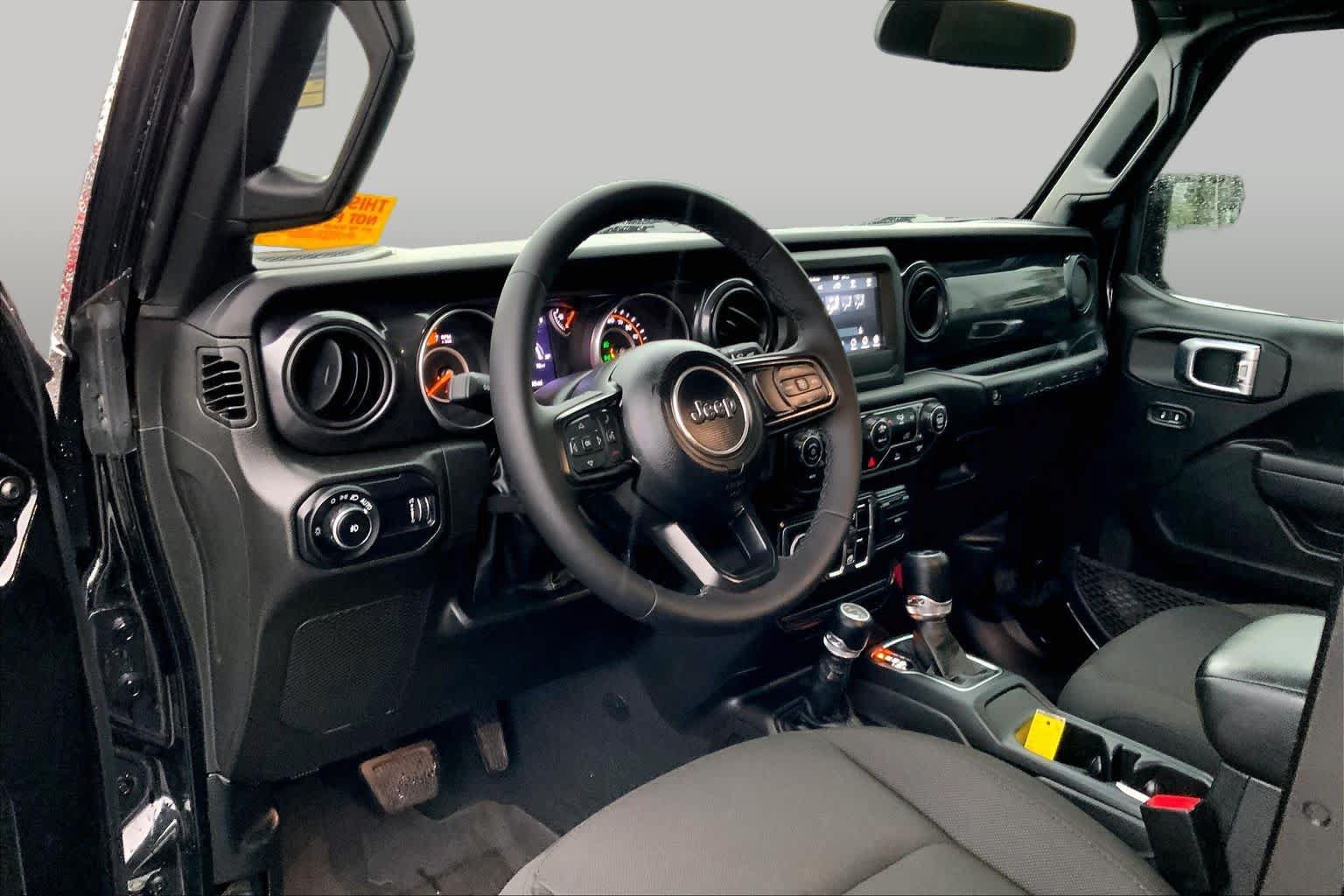 Used 2023 Jeep Wrangler Unlimited Sport AWD/4WD image 16