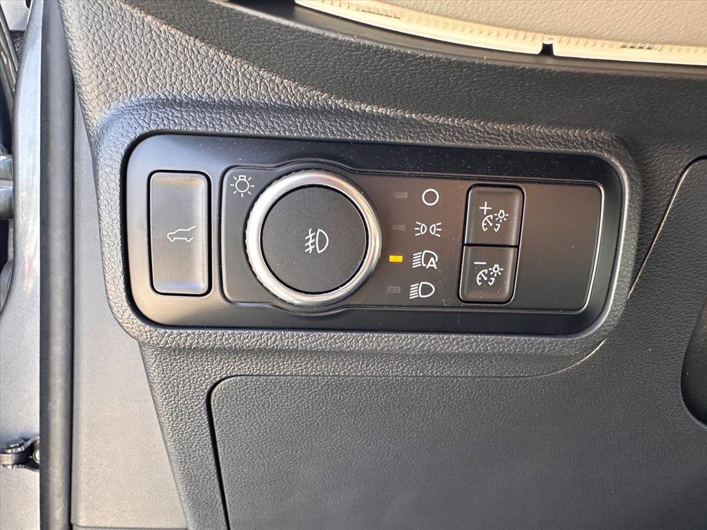 Certified 2025 Ford Explorer Platinum w/ Ultimate Package image 20