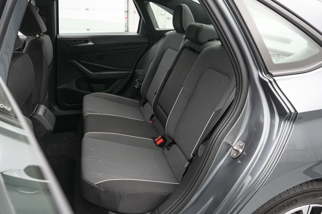 Used 2025 Volkswagen Jetta Sport FWD image 18