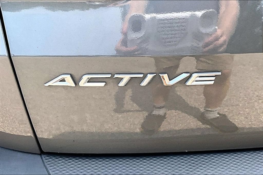 Certified 2023 Ford Escape Active AWD/4WD image 8