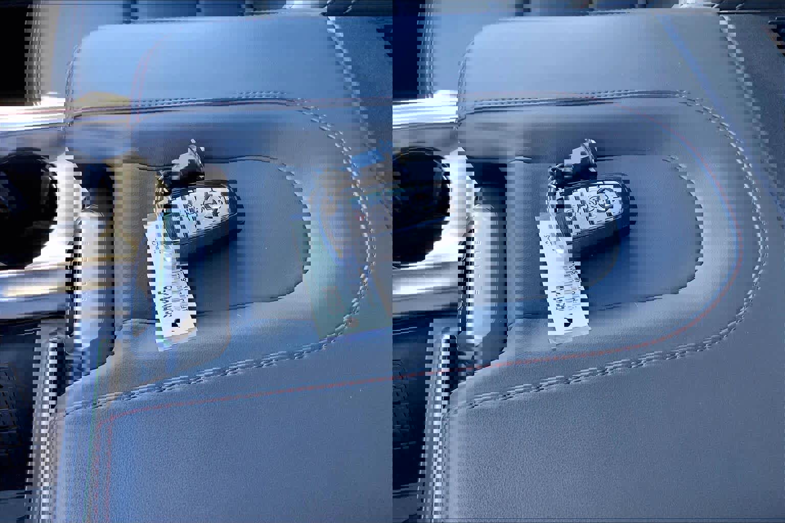 Certified 2025 Ford Expedition Active image 16