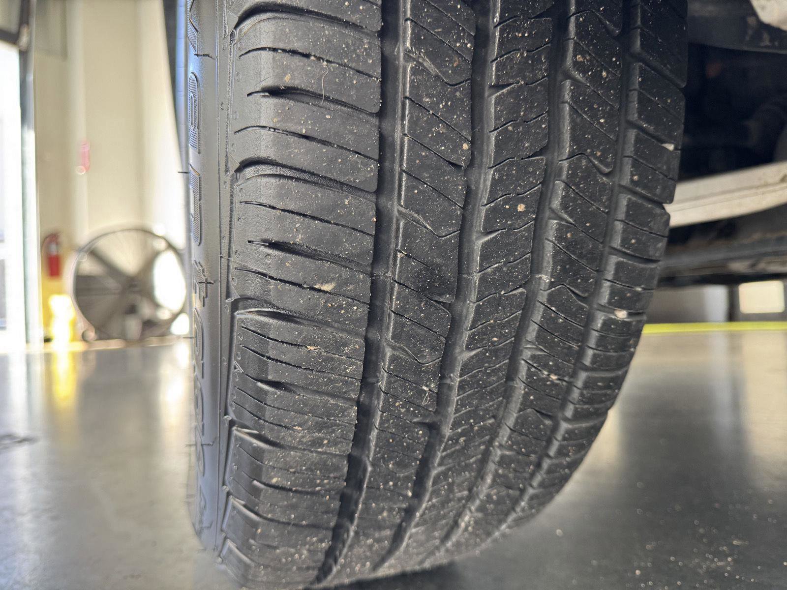 Used 2025 Subaru Outback Limited AWD/4WD image 11