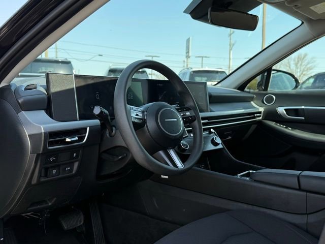 Used 2025 Hyundai Sonata SEL AWD/4WD image 24