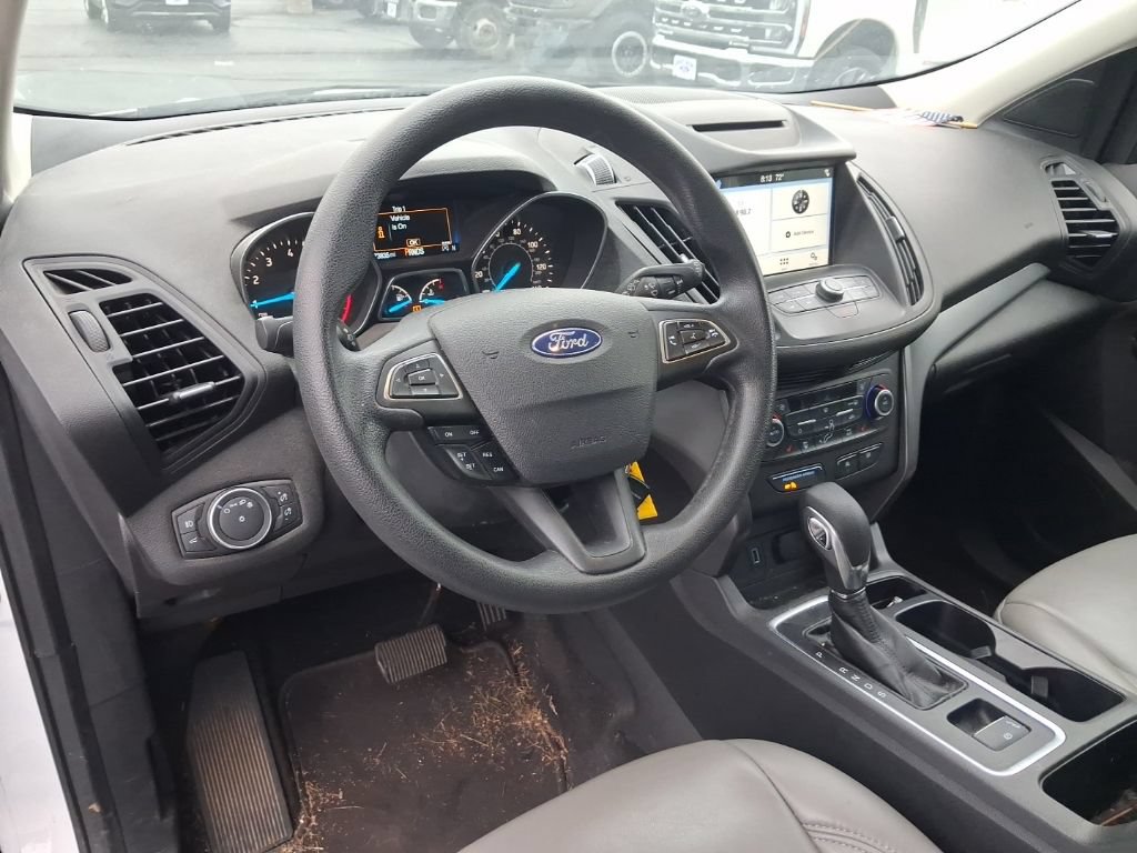 Certified 2018 Ford Escape SE w/ SE Sync 3 Package AWD/4WD image 4