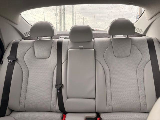 Used 2025 Hyundai Elantra Limited w/ Cargo Package image 26