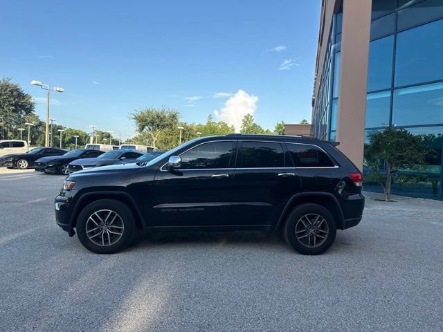 Used 2018 Jeep Grand Cherokee Limited AWD/4WD image 2