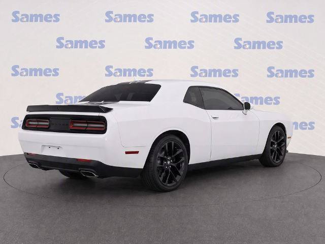 Used 2022 Dodge Challenger SXT w/ Plus Package RWD image 3