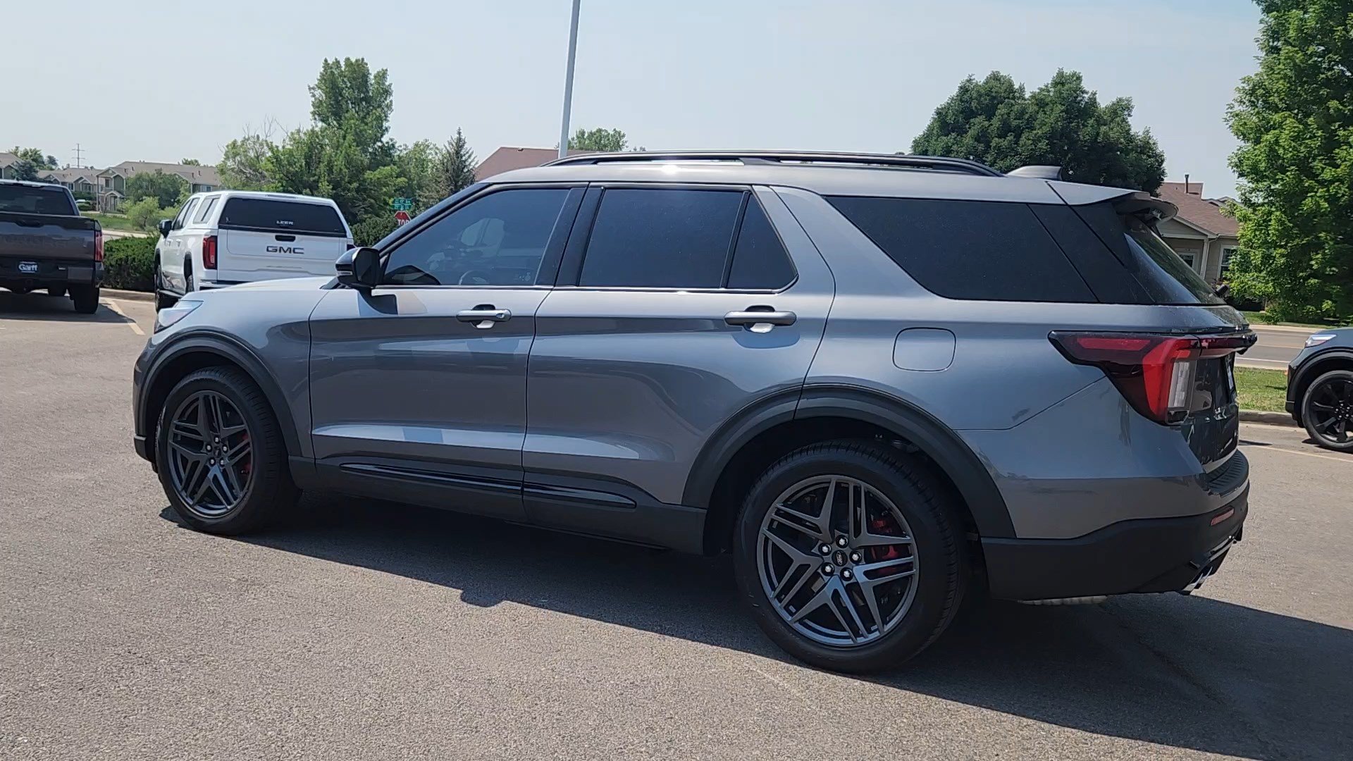 Certified 2025 Ford Explorer ST w/ Sun And Sound Package AWD/4WD image 6