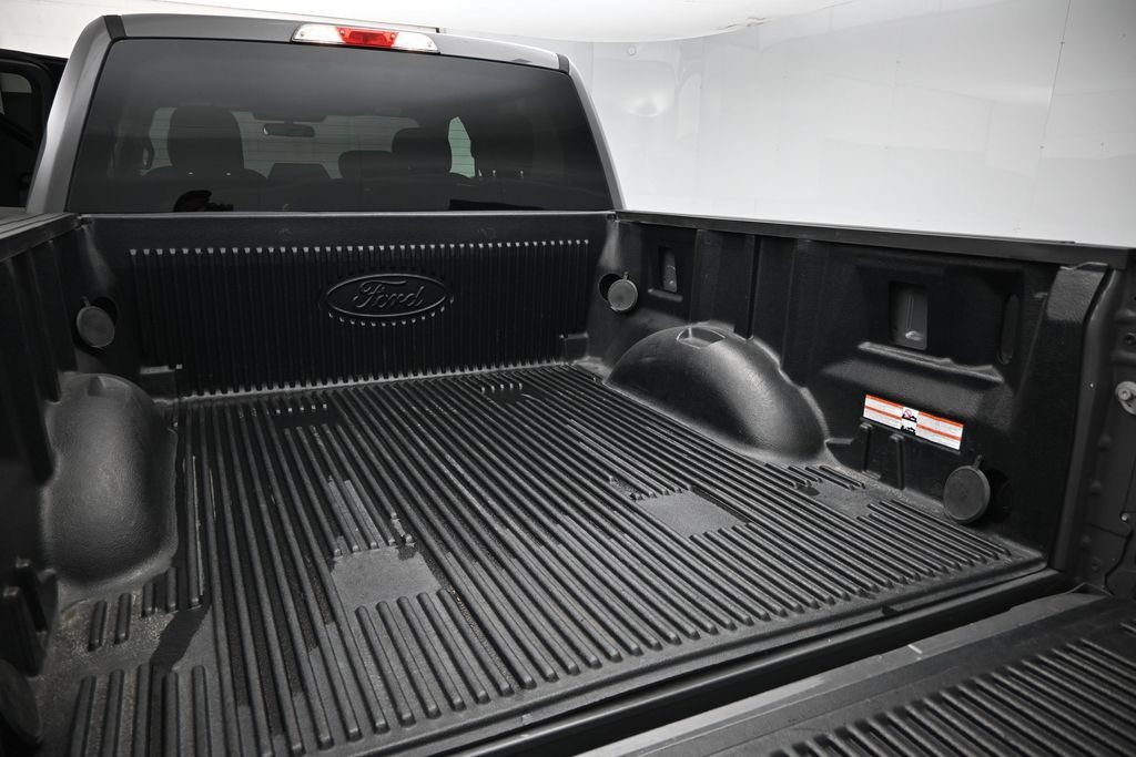 Certified 2018 Ford F150 XL w/ Equipment Group 101A Mid RWD image 9