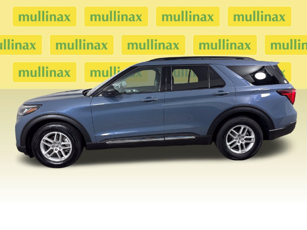 Certified 2025 Ford Explorer Active RWD image 12