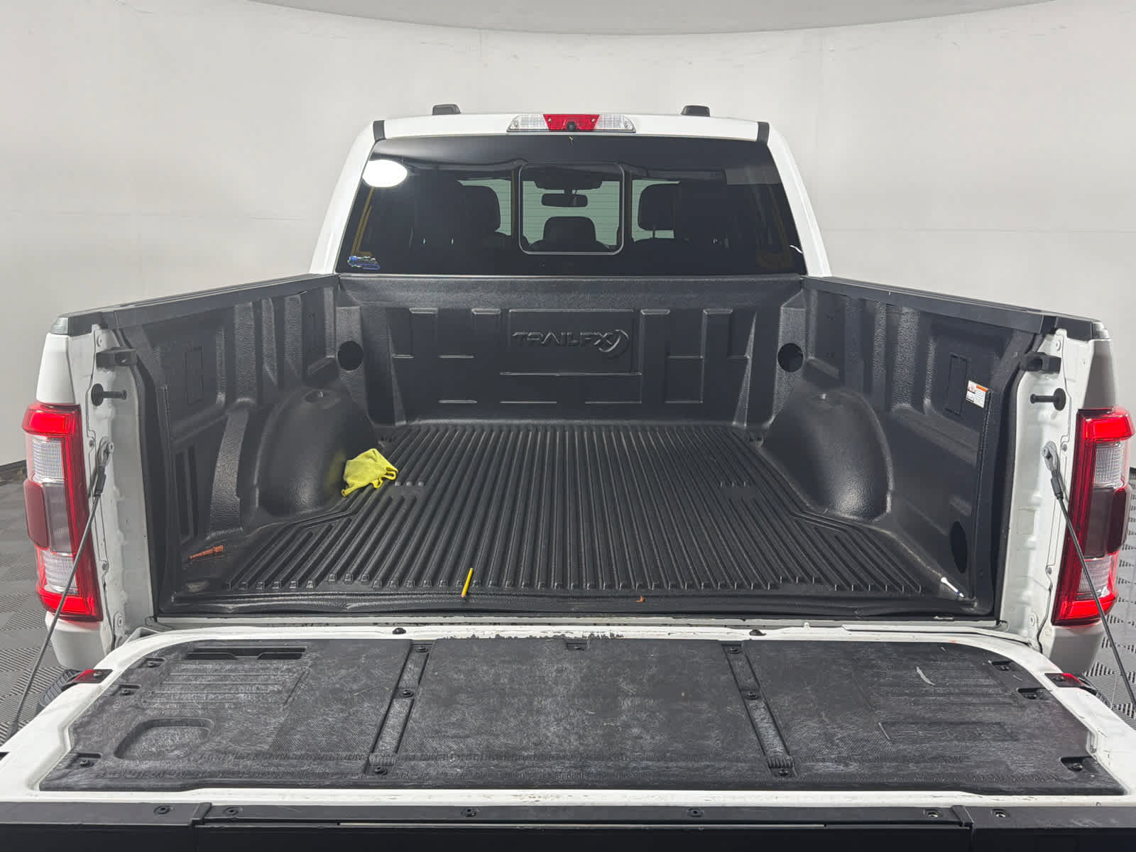 Certified 2023 Ford F150 Lariat w/ Equipment Group 502A High AWD/4WD image 22