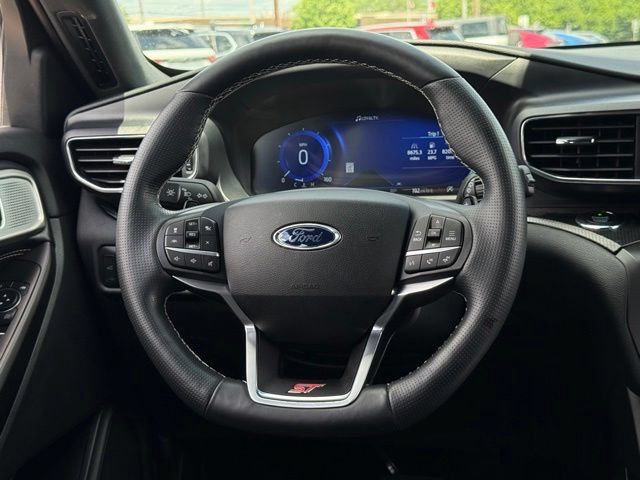 Certified 2020 Ford Explorer ST w/ Premium Technology Package AWD/4WD image 7