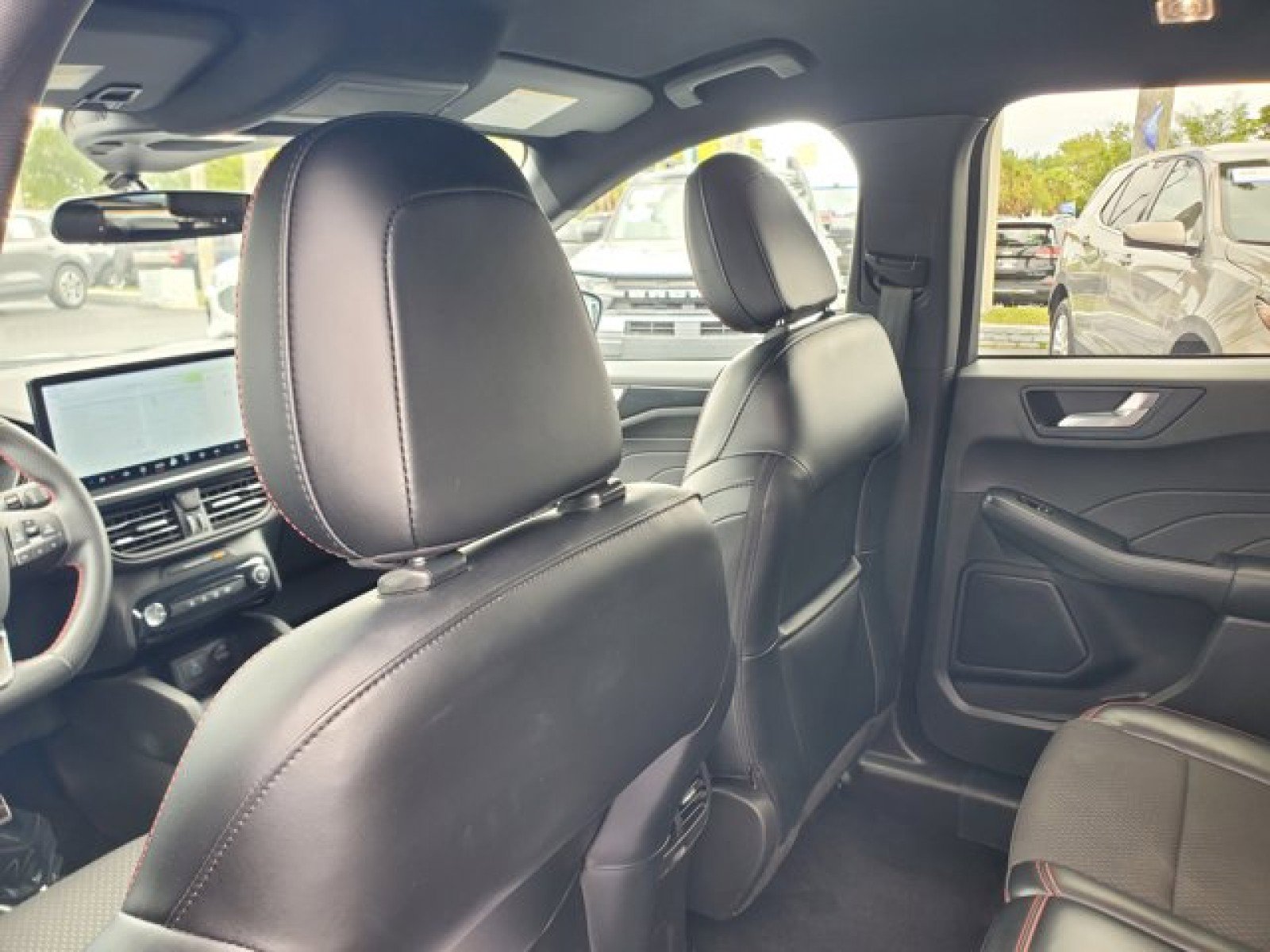 Certified 2023 Ford Escape ST-Line w/ Tech Pack #1 image 28