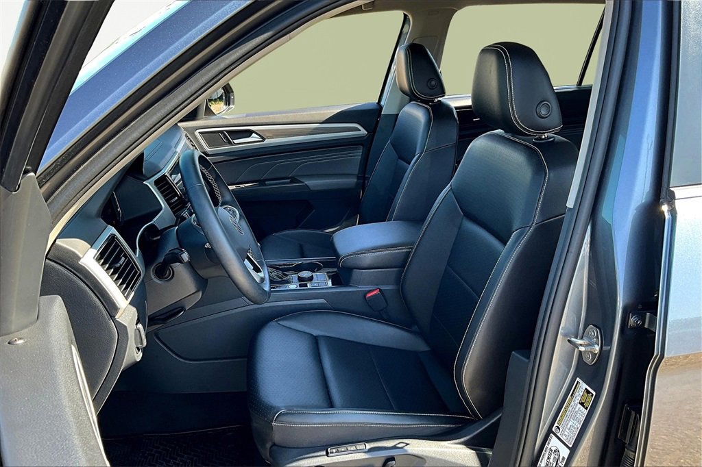 Used 2023 Volkswagen Atlas SEL image 25