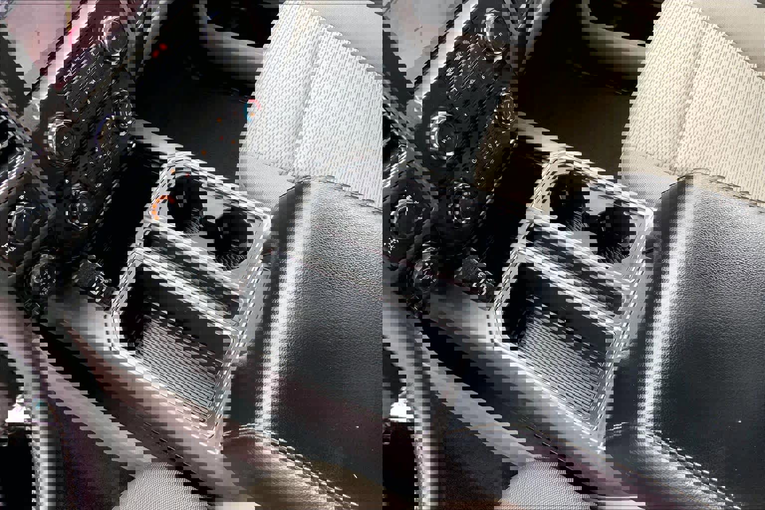 Certified 2018 Ford F150 XLT w/ Equipment Group 302A Luxury AWD/4WD image 15