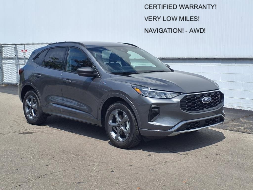 Certified 2023 Ford Escape ST-Line w/ Tech Pack #1 image 5
