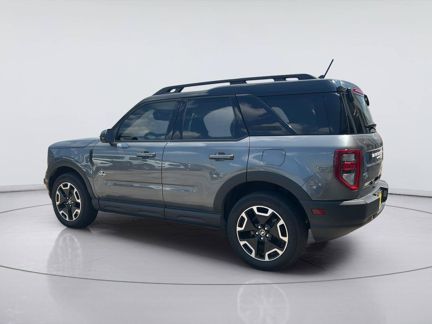 Certified 2024 Ford Bronco Sport Outer Banks w/ Tech Package AWD/4WD image 6