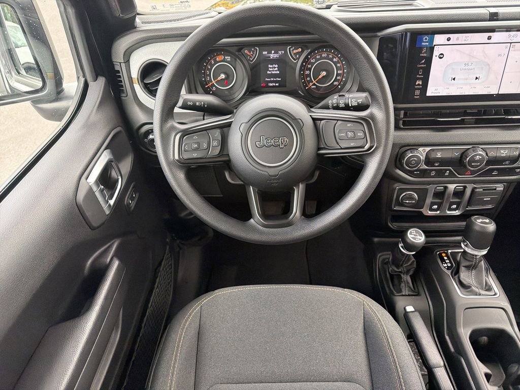 Used 2025 Jeep Wrangler Sport image 12