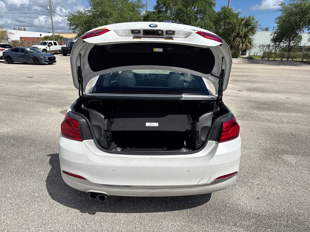 Used 2018 BMW 430i Convertible image 28