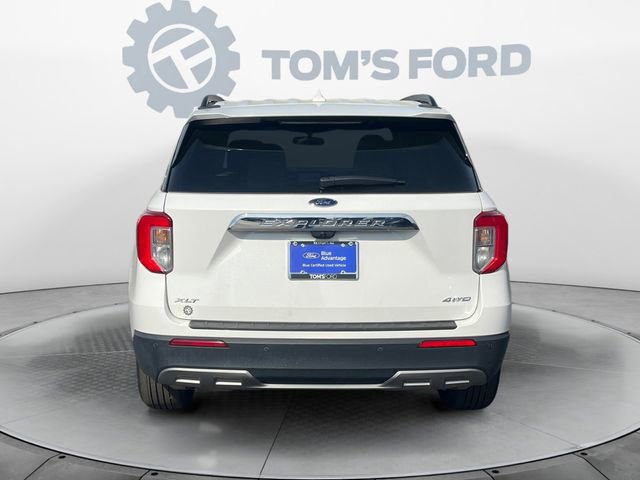 Certified 2022 Ford Explorer XLT w/ Equipment Group 202A AWD/4WD image 5