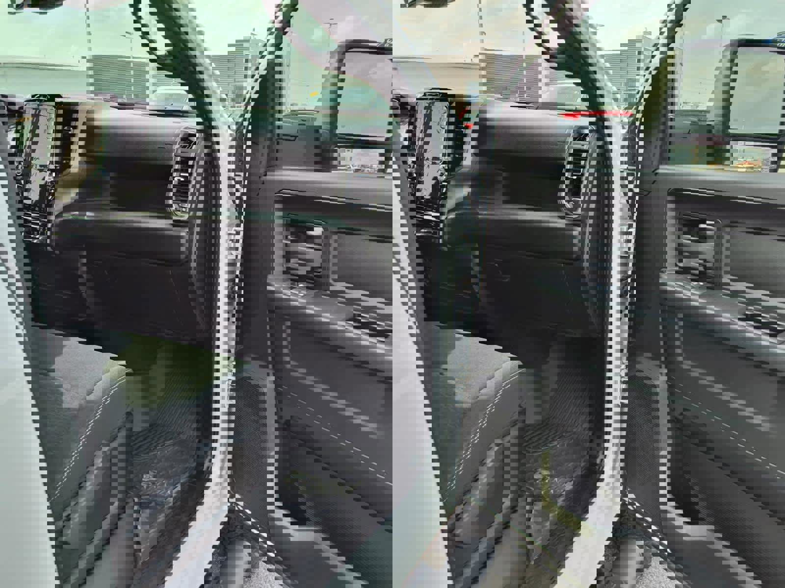 Used 2025 RAM 2500 Tradesman image 27