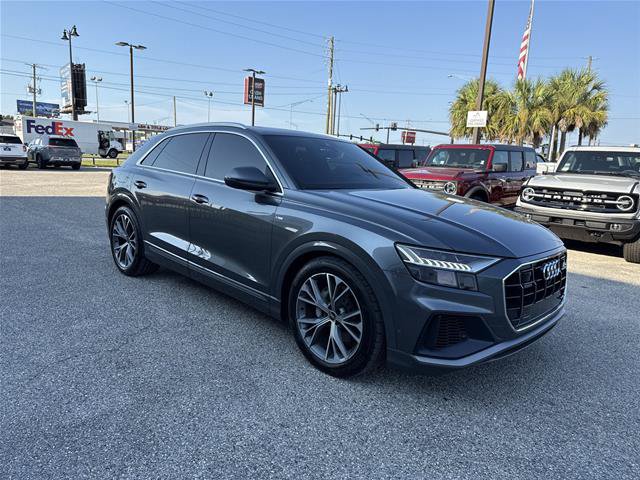 Used 2022 Audi Q8 Prestige AWD/4WD image 16