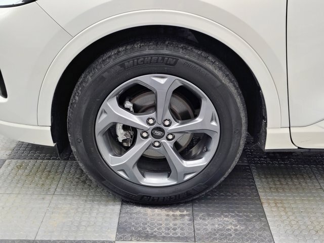 Certified 2024 Ford Escape ST-Line Select w/ Tech Pack #2 AWD/4WD image 15