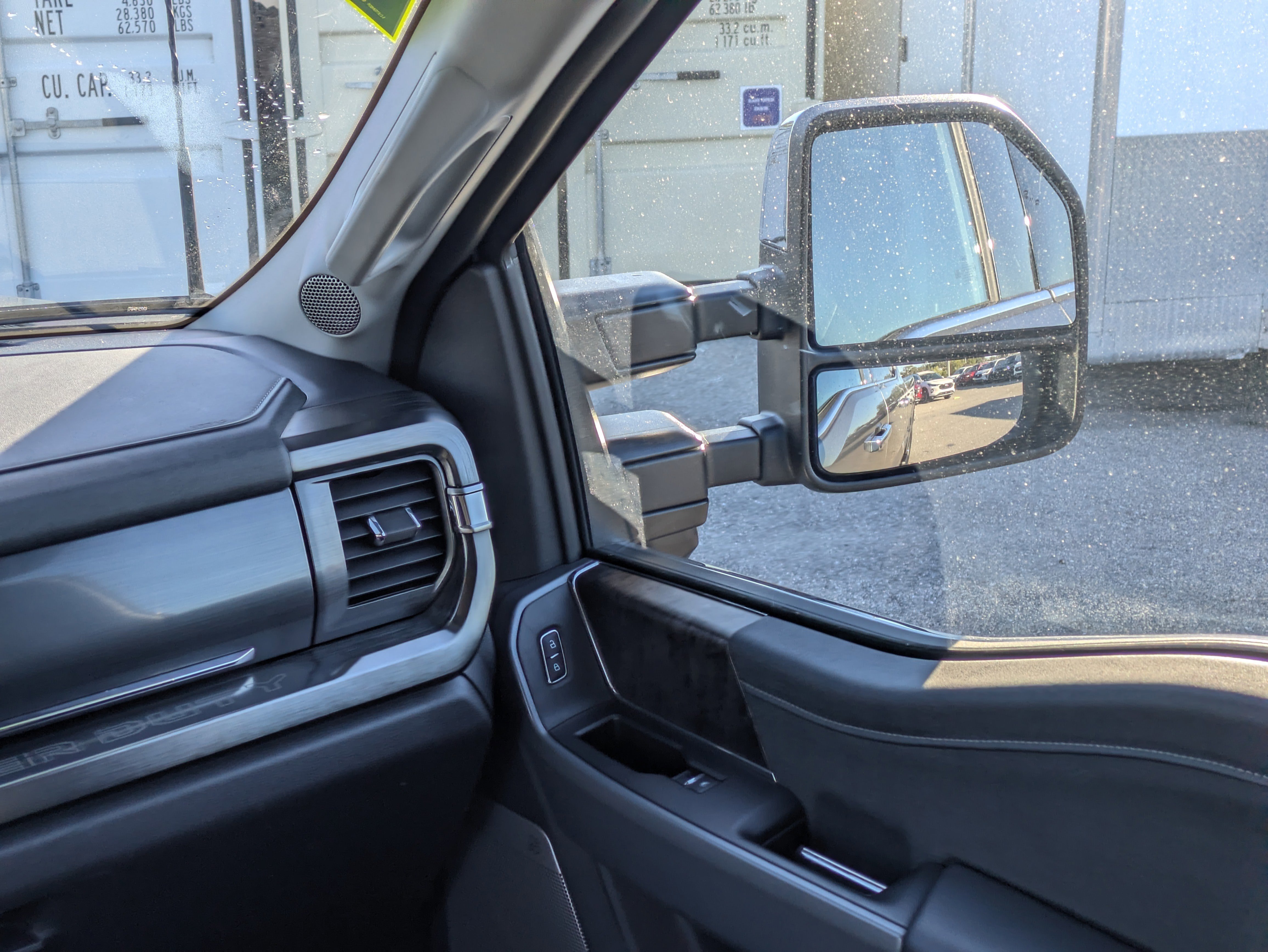 Certified 2024 Ford F250 Lariat w/ Chrome Package image 17