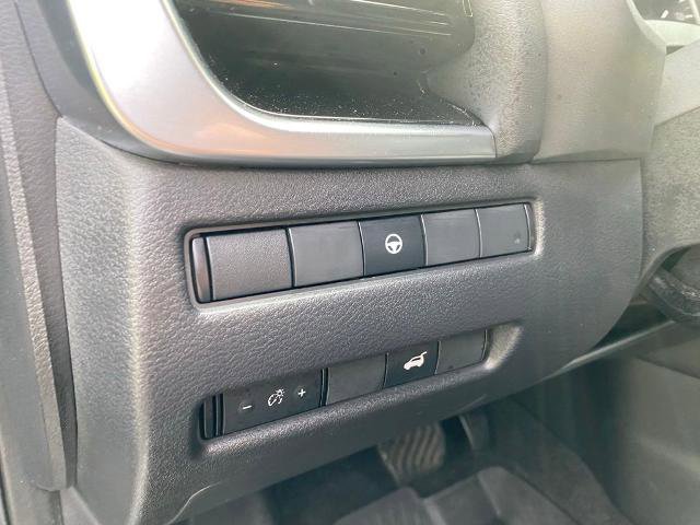 Used 2023 Nissan Rogue SL w/ SL Premium Package FWD image 17