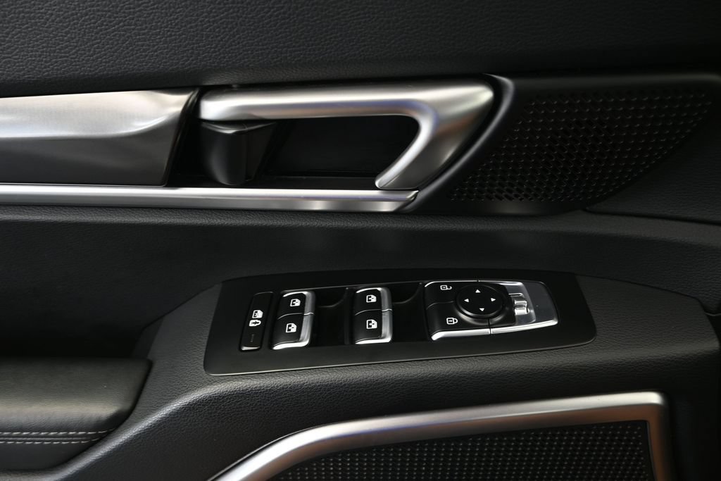 Used 2025 Kia Telluride S FWD image 23