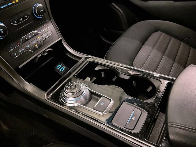 Certified 2020 Ford Edge SE FWD image 16