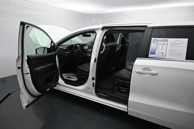 Used 2025 Honda Odyssey Touring image 14