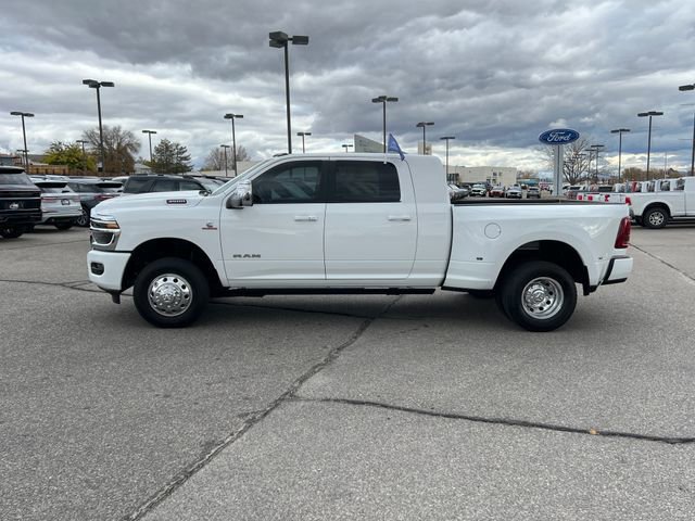 Used 2025 RAM 3500 Laramie w/ Max Tow Package image 2