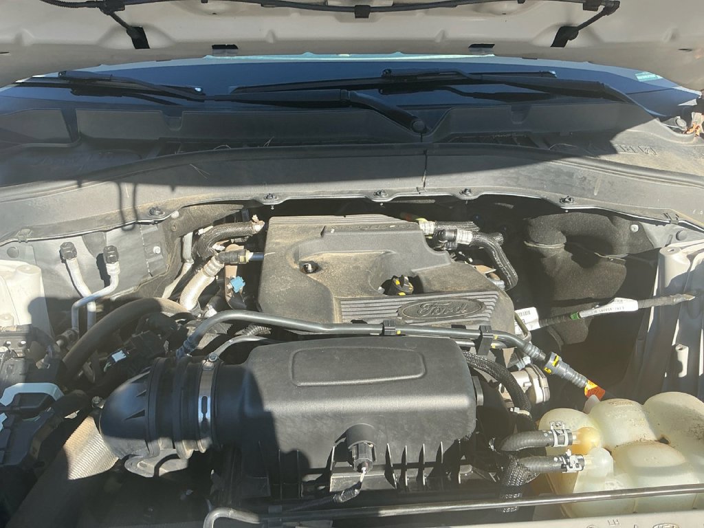Certified 2020 Ford Explorer XLT RWD image 25